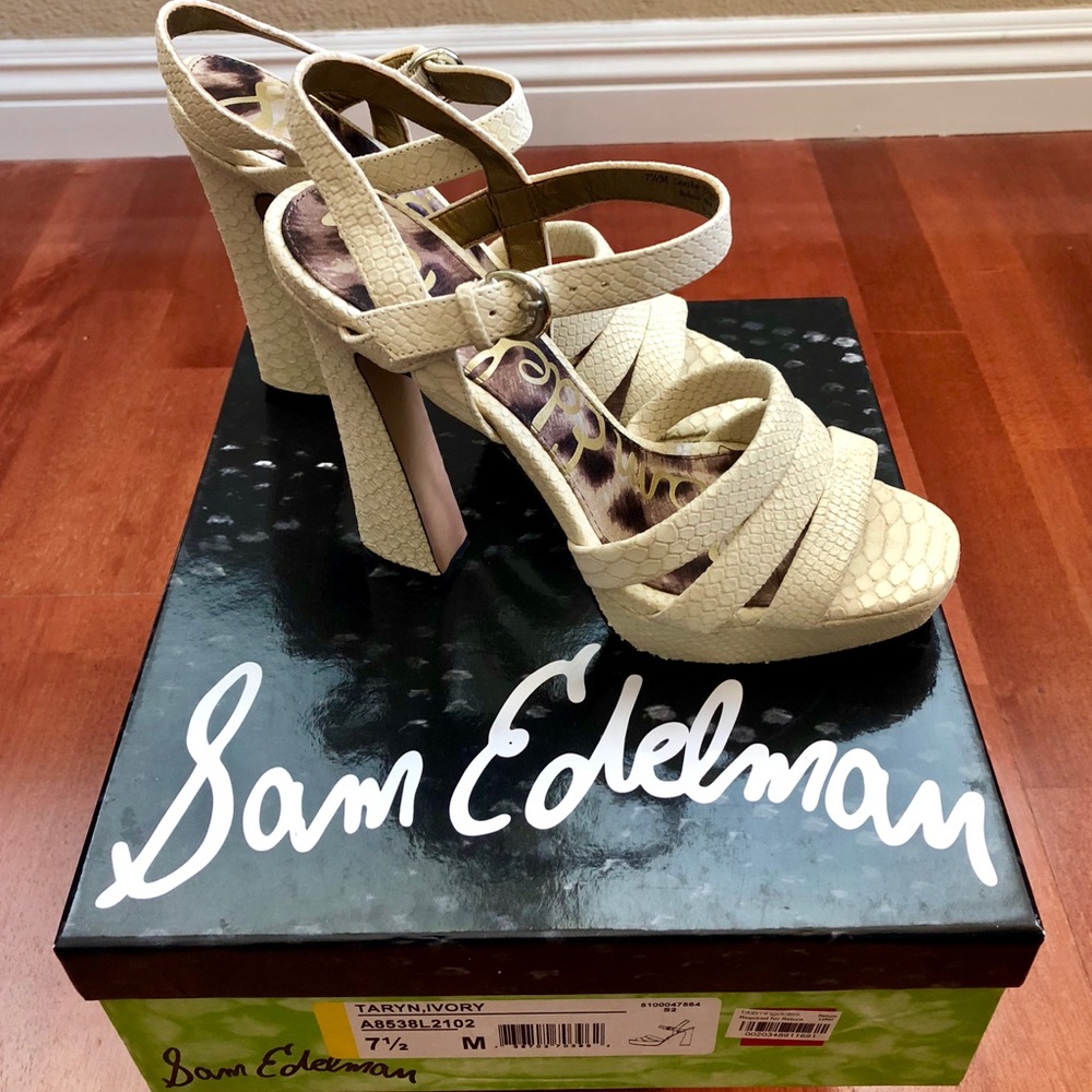 NEW! SAM EDELMAN SNAKE PRINT HEELS 🐍